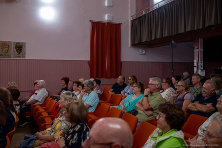 Tone (21 of 28)